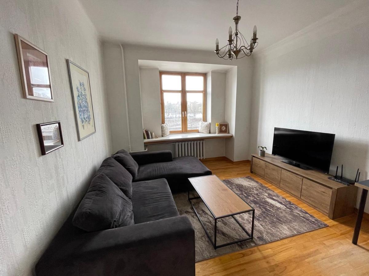 A Cozy Apartment With A Wonderful View Of The River In The Old Town Of VNO Extérieur photo